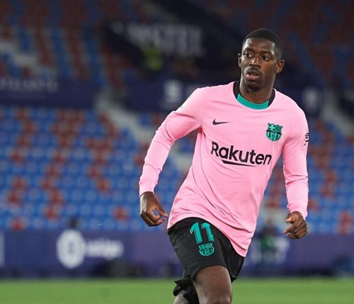 巴恩斯对战曼城全场数据：2粒进球，18次传球16次成功