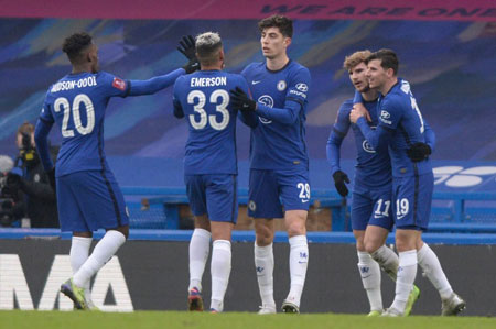 球星晒更衣室照，全队氛围太好了