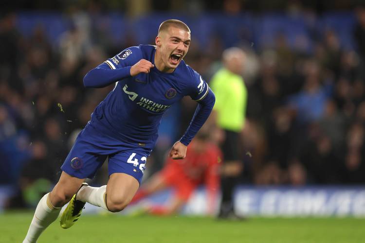 Pop Trading Co登陆首尔，携手七位滑手开启旅程