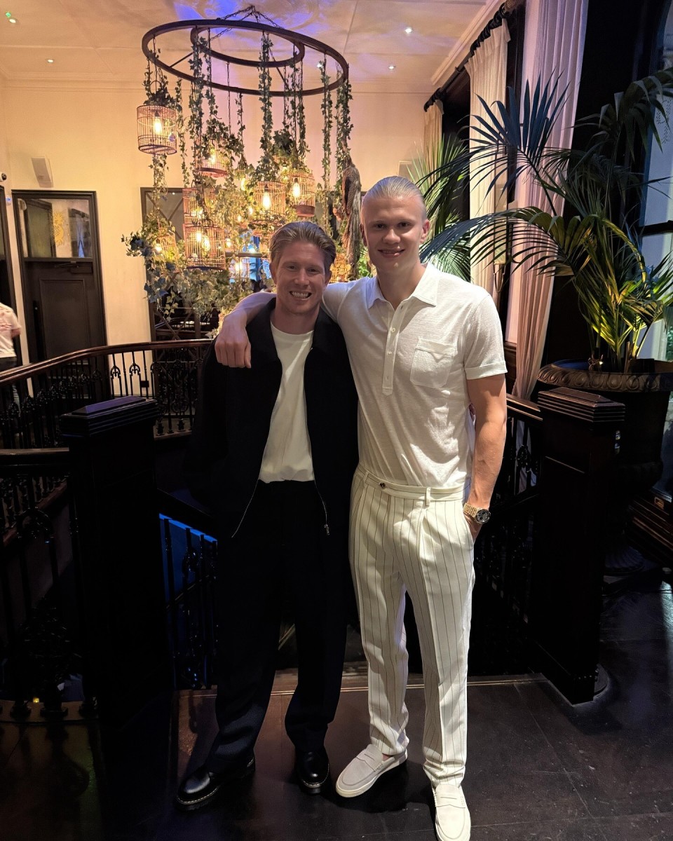 英超：曼联客场2-1战胜莱斯特城