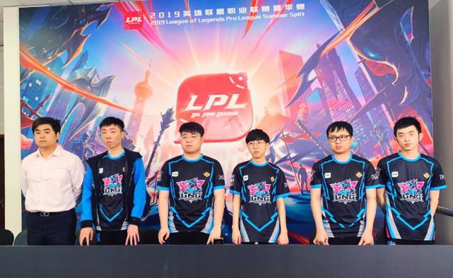 备受关注 备受关注