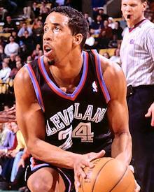 亨利：我们已经确保有奖牌入账，现在要用金牌让这个时刻不朽